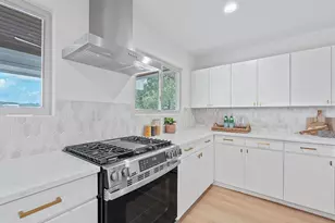 1325 Likeness Rd, Spicewood, TX 78669 - Photo 9