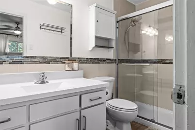 2303 East Side Drive #210, Austin, TX 78704 - Photo 15