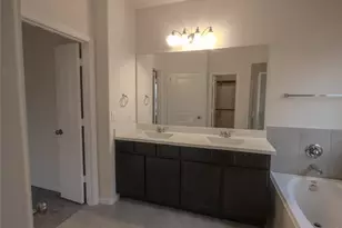 14008 Madrigal Ln, Austin, TX 78660 - Photo 11