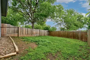 6301 Arnold Dr, Austin, TX 78723 - Photo 23