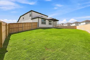 1020 The Duke Cv, Jarrell, TX 76537 - Photo 21