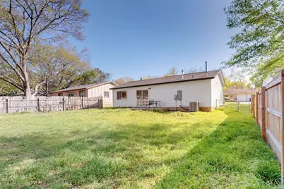 408 Blueberry Hill, Austin, TX 78745 - Photo 31