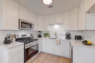 408 Blueberry Hill, Austin, TX 78745 - Photo 3