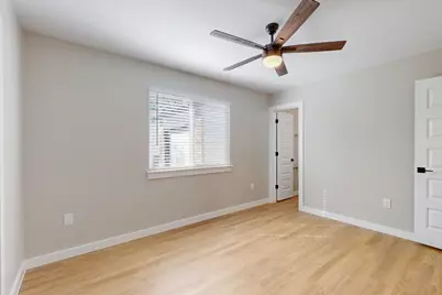 408 Blueberry Hill, Austin, TX 78745 - Photo 13