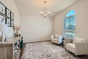 201 Break Ave, Taylor, TX 76574 - Photo 5