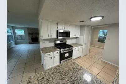 4204 Everest Lane, Austin, TX 78727 - Photo 11