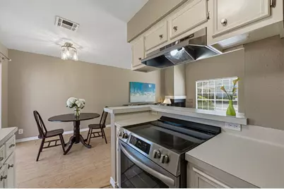 5604 Woodrow Avenue #15, Austin, TX 78756 - Photo 21