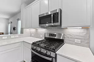 216 Blue Hibiscus Dr, Liberty Hill, TX 78642 - Photo 11