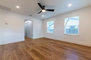 1614 Holly St, Austin, TX 78702 - Photo 13