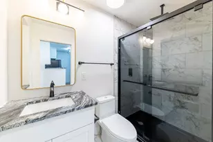 1614 Holly St, Austin, TX 78702 - Photo 11