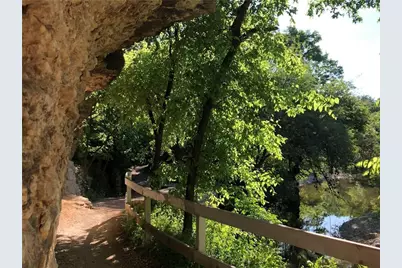 1113 W 31 Street, Austin, TX 78705 - Photo 15