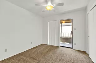 1202 Thorpe Ln, San Marcos, TX 78666 - Photo 11