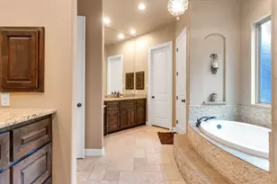 304 Pheasant Meadow Meadow, Liberty Hill, TX 78642 - Photo 19