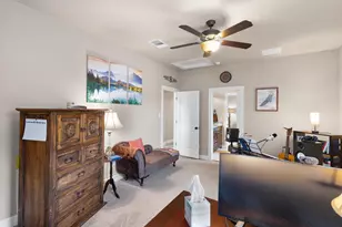 304 Pheasant Meadow Meadow, Liberty Hill, TX 78642 - Photo 25