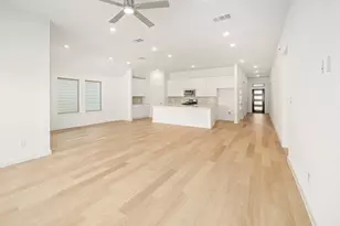 119 Malibu, Hutto, TX 78634 - Photo 13