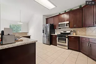 1413 Haley Gray Dr, Pflugerville, TX 78660 - Photo 3