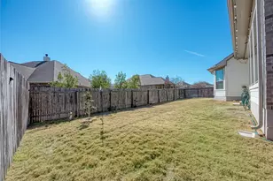 20729 Woodvine Ave, Pflugerville, TX 78660 - Photo 37