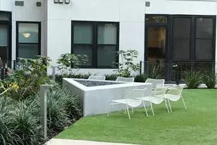 800 Embassy Dr, Austin, TX 78702 - Photo 31