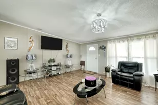 181 Pasadera Dr, Elgin, TX 78621 - Photo 9