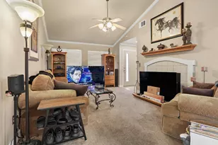 12924 Widge Dr, Austin, TX 78727 - Photo 11