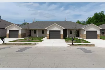 406 W Avenue C, Copperas Cove, TX 76522 - Photo 3