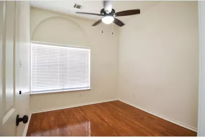 506 Pleasant Valley Drive, Pflugerville, TX 78660 - Photo 13