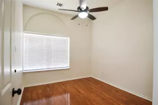 506 Pleasant Valley Dr, Pflugerville, TX 78660 - Photo 13
