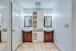 301 Verbena Dr, Kyle, TX 78640 - Photo 23