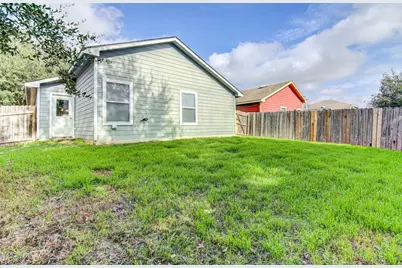 7505 Aspen Brook Drive, Austin, TX 78744 - Photo 17