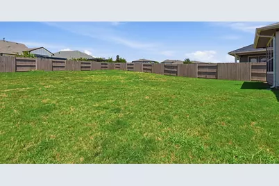 7710 Ellas Inlet Drive, Austin, TX 78744 - Photo 31