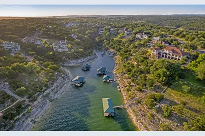 17909 Kingfisher Ridge Drive, Lago Vista, TX 78645 - Photo 33