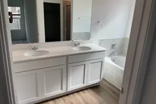 5817 Bianca Dr, Round Rock, TX 78665 - Photo 5