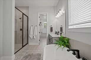 163 Lily Pad Ln, Kyle, TX 78640 - Photo 13