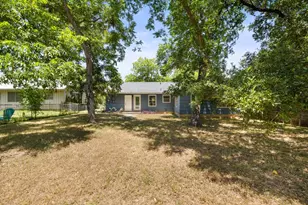 1609 Larkwood Dr, Austin, TX 78723 - Photo 9