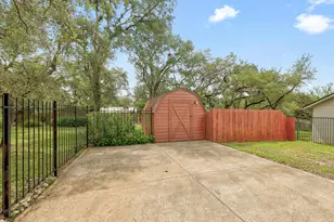 95 Augusta Dr, Wimberley, TX 78676 - Photo 33