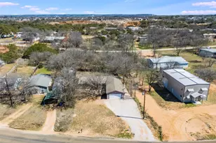 6257 River Oaks Dr, Kingsland, TX 78639 - Photo 17