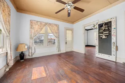 401 S Love Avenue, Florence, TX 76527 - Photo 25