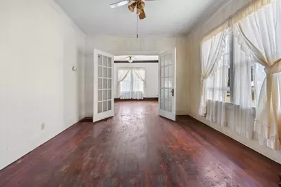 401 S Love Avenue, Florence, TX 76527 - Photo 9