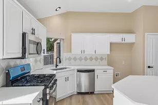 8414 Ironweed Run, Round Rock, TX 78681 - Photo 11