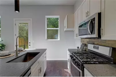 6405 Chesterfield Avenue #A, Austin, TX 78752 - Photo 5