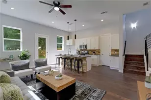 6405 Chesterfield Ave, Austin, TX 78752 - Photo 3