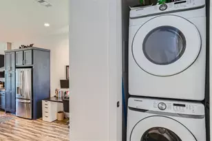 2804 S 1st St, Austin, TX 78704 - Photo 11