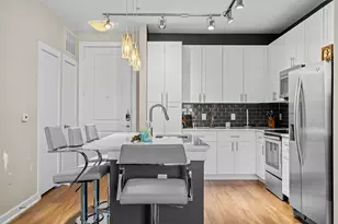1900 Barton Springs Rd, Austin, TX 78704 - Photo 3