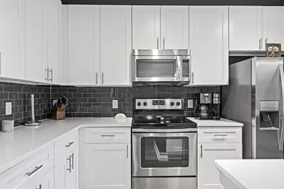1900 Barton Springs Road #5027, Austin, TX 78704 - Photo 9