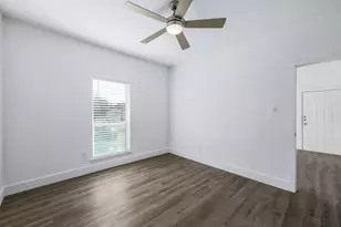 114 E 31st St, Austin, TX 78705 - Photo 13