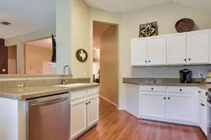 1016 NE Mohican St, Round Rock, TX 78665 - Photo 11