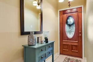 1016 NE Mohican St, Round Rock, TX 78665 - Photo 7