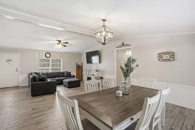 305 Saratoga Springs Cove, Liberty Hill, TX 78642 - Photo 5