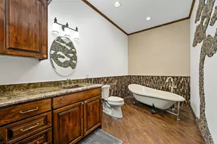 1355 Crystal Springs Ct, Salado, TX 76571 - Photo 33