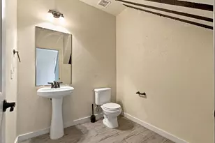 1524 Treeta Trail, Kyle, TX 78640 - Photo 15